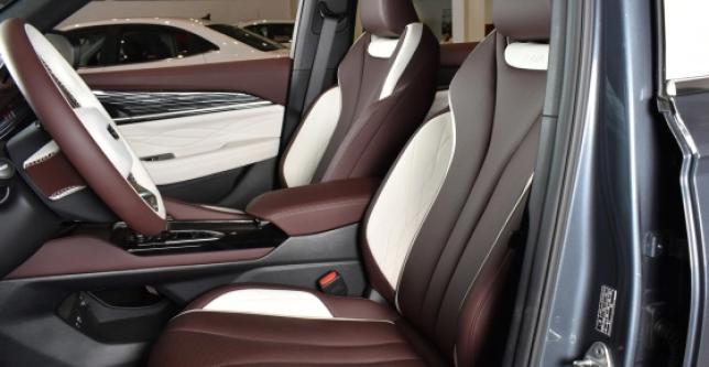 фото 0264024a2651 - Под такси