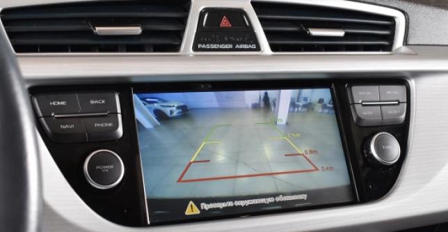 фото 0330e05f580d - Под такси