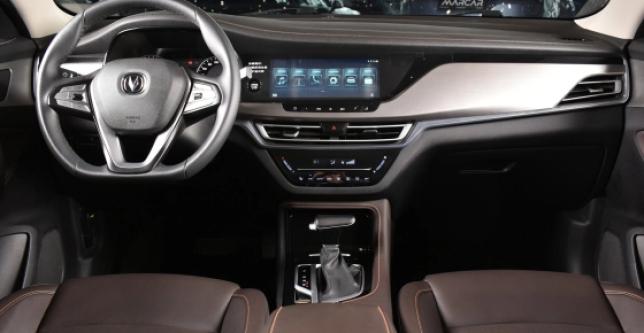 фото 04666a63cf91 - Под такси