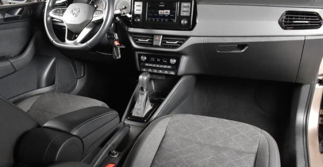 фото 04a2615e14a1 - Под такси