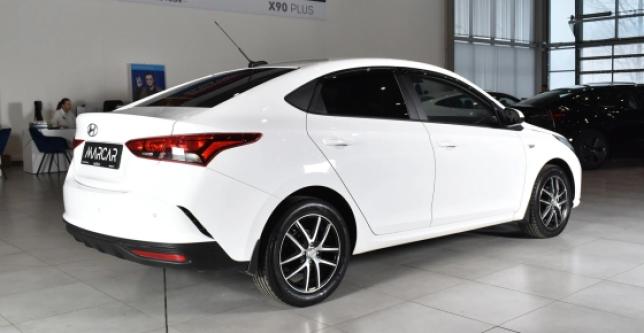 фото 052780d09282 - Под такси