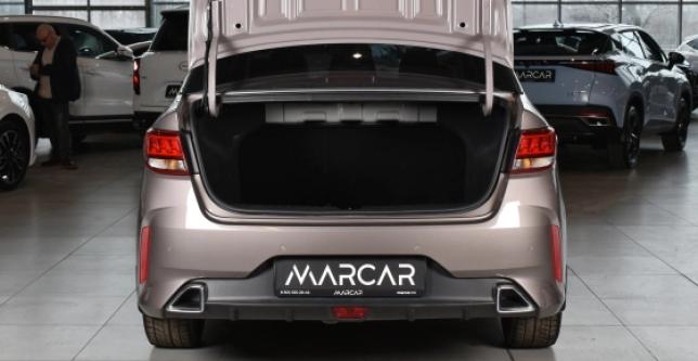 фото 08ea0d8b38c3 - Под такси