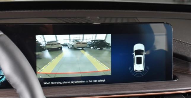 фото 118e47c86ead - Под такси