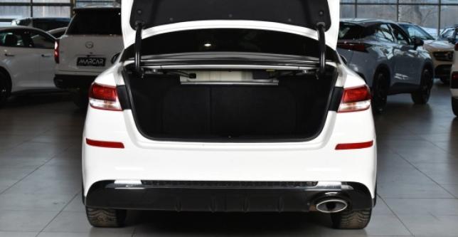 фото 1cf848e4a6ef - Под такси