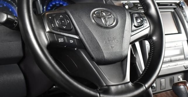 фото 232eab8711df - Под такси