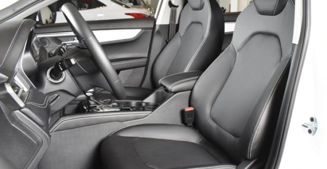 фото 25854356d518 - Под такси