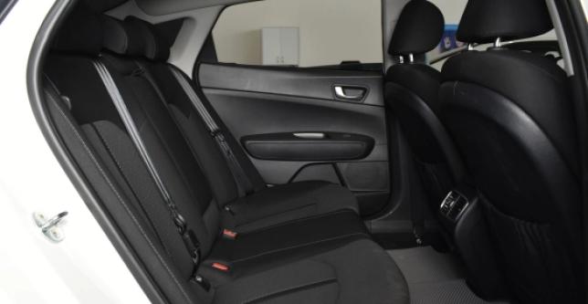 фото 25cb70acfc76 - Под такси