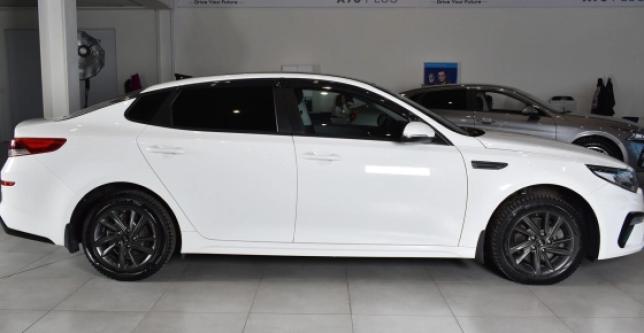 фото 2c69b972118d - Под такси