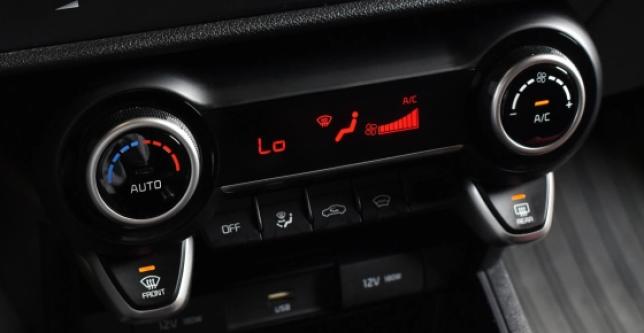 фото 2f8e9bd68240 - Под такси