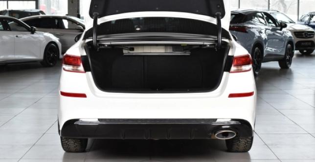 фото 300f0da93e41 - Под такси