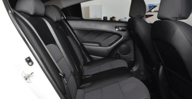 фото 376898b023aa - Под такси