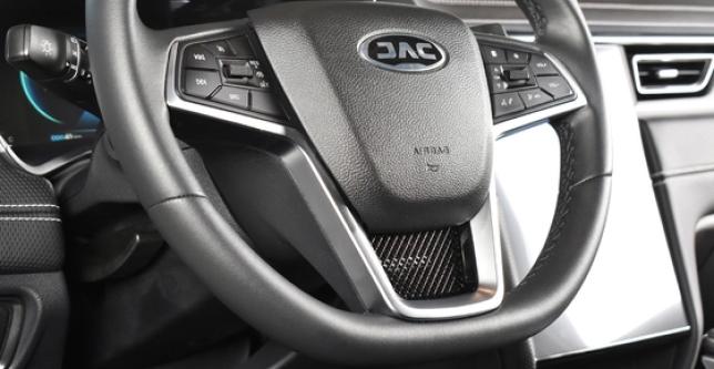 фото 3d6ad69fd66f - Под такси