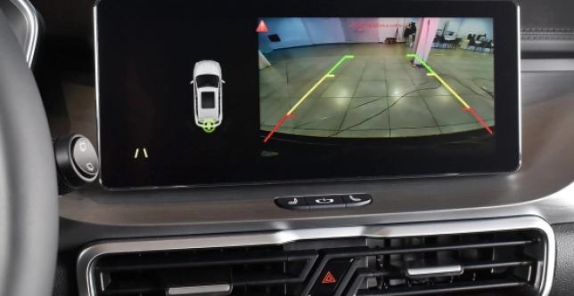 фото 4198f4390d8b - Под такси