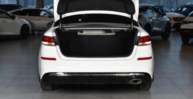 фото 43df3ea2e8c6 - Под такси