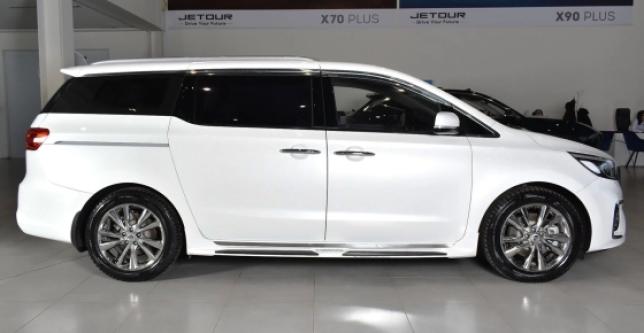 фото 46c6b82029c6 - Под такси