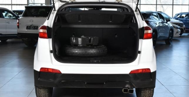 фото 55ac7dd06609 - Под такси