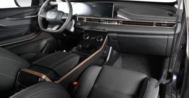 фото 592669-09 - Под такси