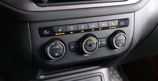 фото 5b4adda9c907 - Под такси