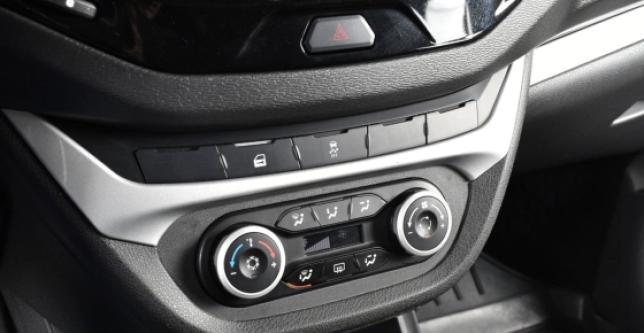 фото 602168-08 - Под такси