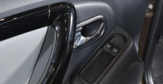 фото 604398-10 - Под такси