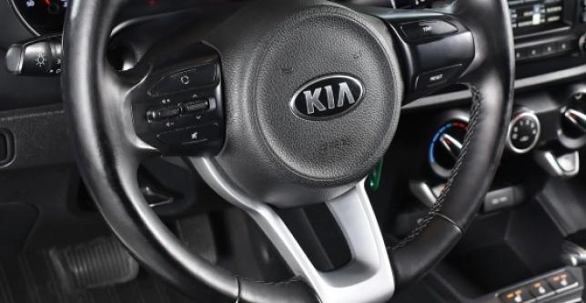 фото 606145-09 - Под такси