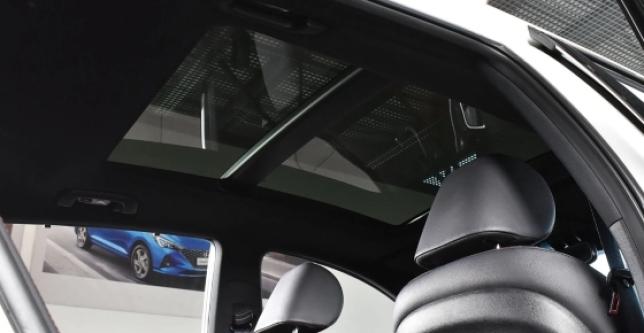 фото 606167-09 - Под такси