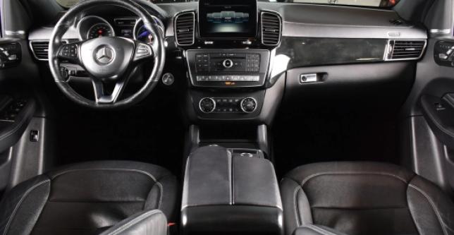 фото 6115c977043c - Под такси