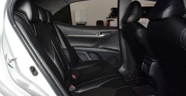 фото 65f457faeced - Под такси