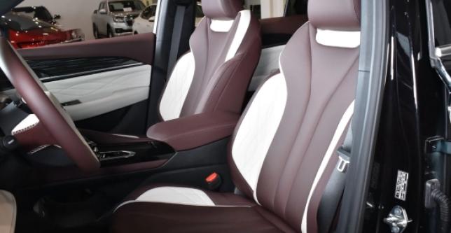 фото 662097-08 - Под такси