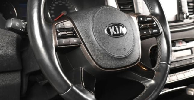 фото 671763-13 - Под такси