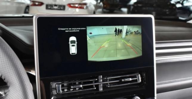 фото 675618-09 - Под такси