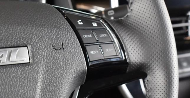 фото 675618-12 - Под такси