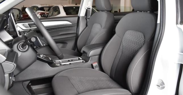 фото 675619-08 - Под такси