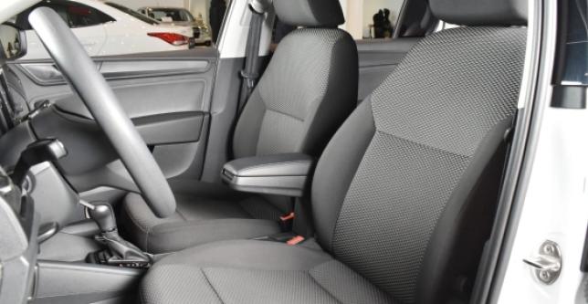 фото 676522-08 - Под такси