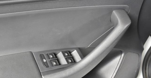 фото 676522-11 - Под такси