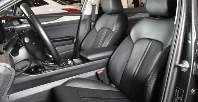 фото 677232-08 - Под такси