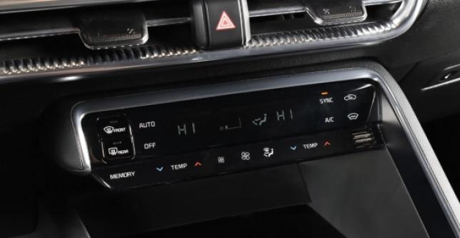 фото 677232-13 - Под такси