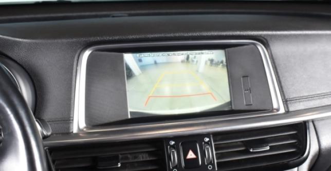 фото 680895-09 - Под такси