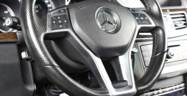 фото 680897-11 - Под такси