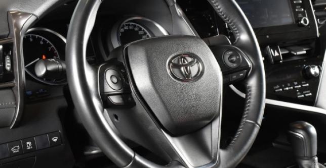 фото 682068-11 - Под такси