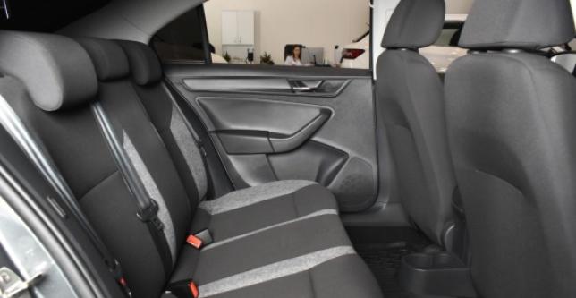 фото 683406-06 - Под такси