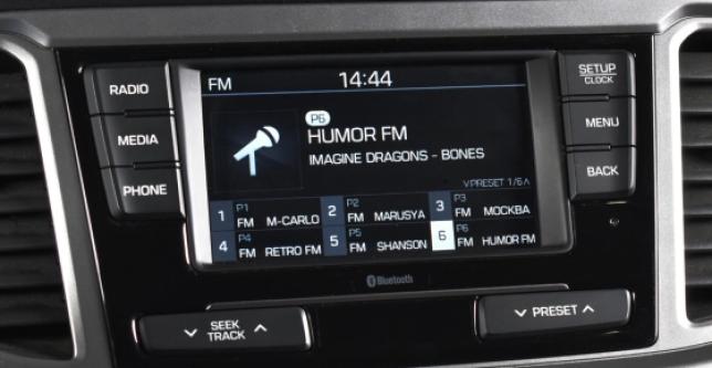 фото 684411-09 - Под такси