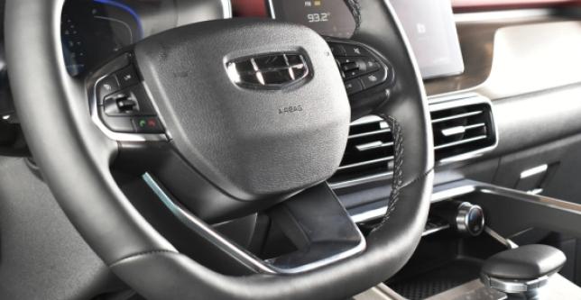 фото 684933-13 - Под такси