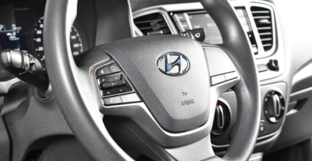 фото 685602-09 - Под такси