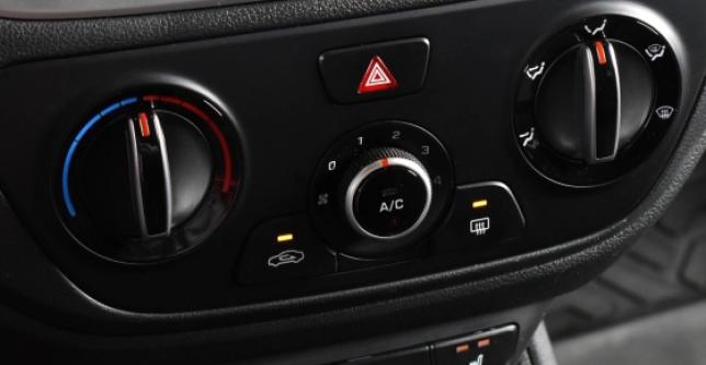 фото 685602-11 - Под такси