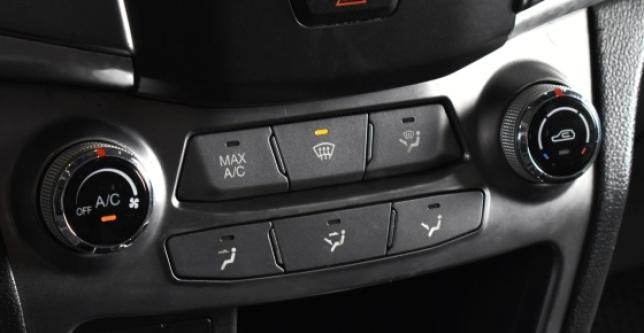 фото 686114-11 - Под такси