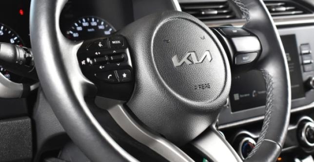 фото 686166-09 - Под такси