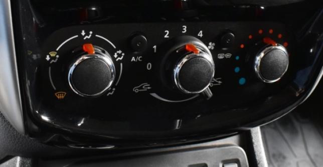 фото 686636-12 - Под такси