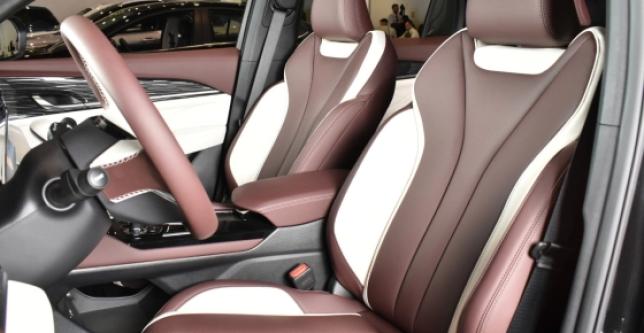 фото 686738-08 - Под такси