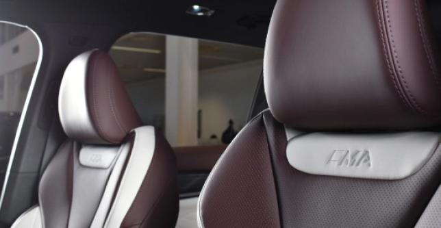 фото 686738-09 - Под такси